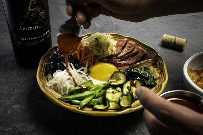 Bibimbap serving